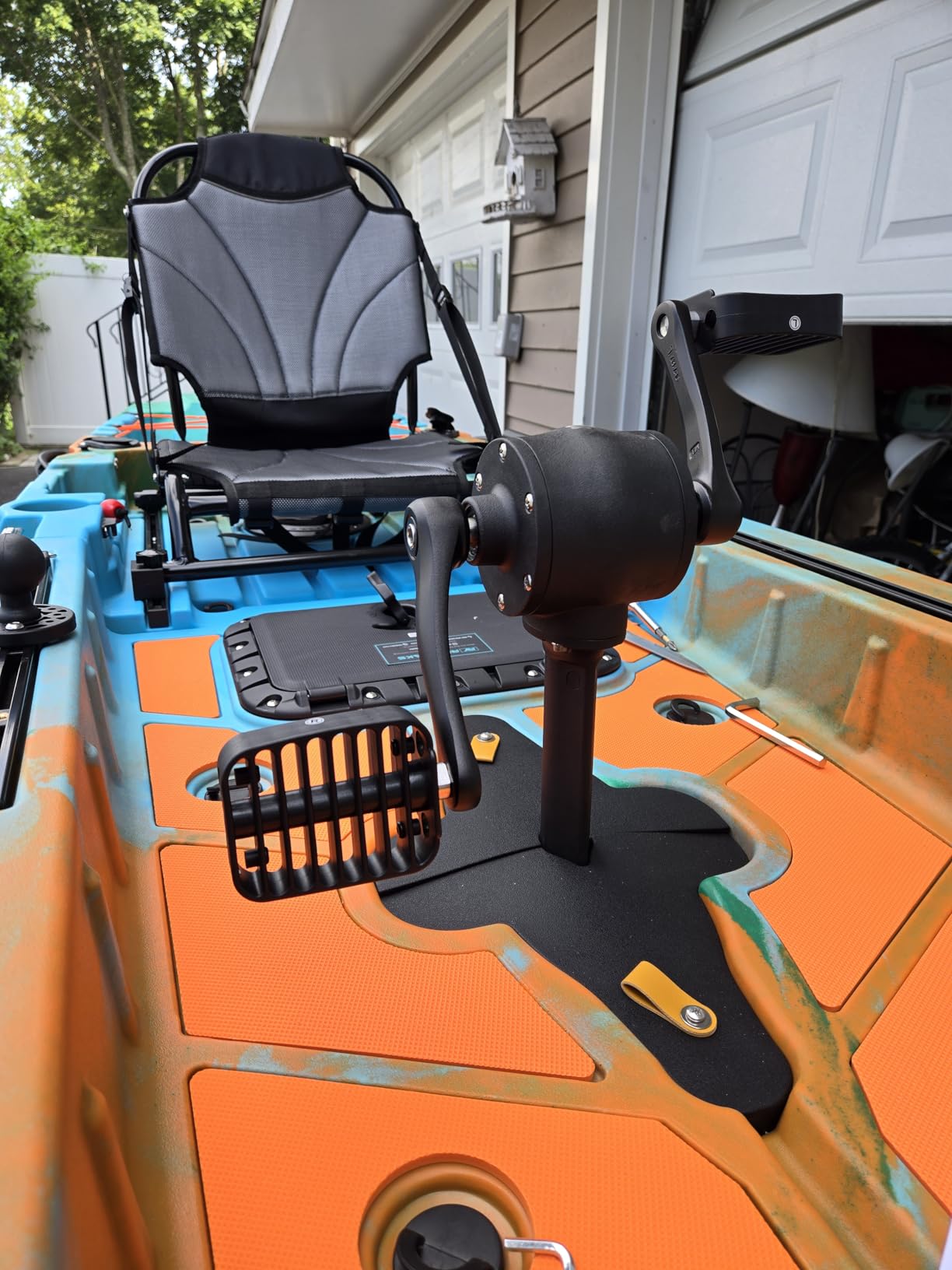 Reel Yaks Radar Modular Fishing Kayak - 10ft, 400 lbs Capacity - Pedal Fishing Kayaks for Adults & Youth customer photo 2