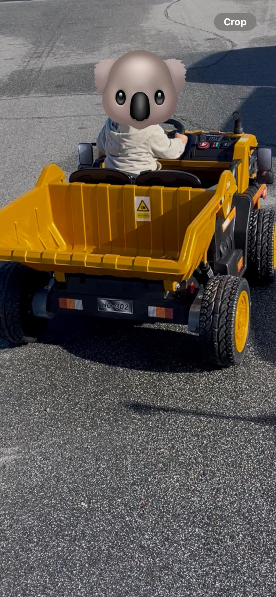 ANPABO 24V Ride On Dump Truck, 2X75W Powerful Motors, Up to 4.4Mph, EVA Tires, Construction Vehicle w/Electric Dump Bed and Extra Shovel, 19 Spacious 2 Seater, Kids Car w/Parent Remote -Yellow customer photo 2