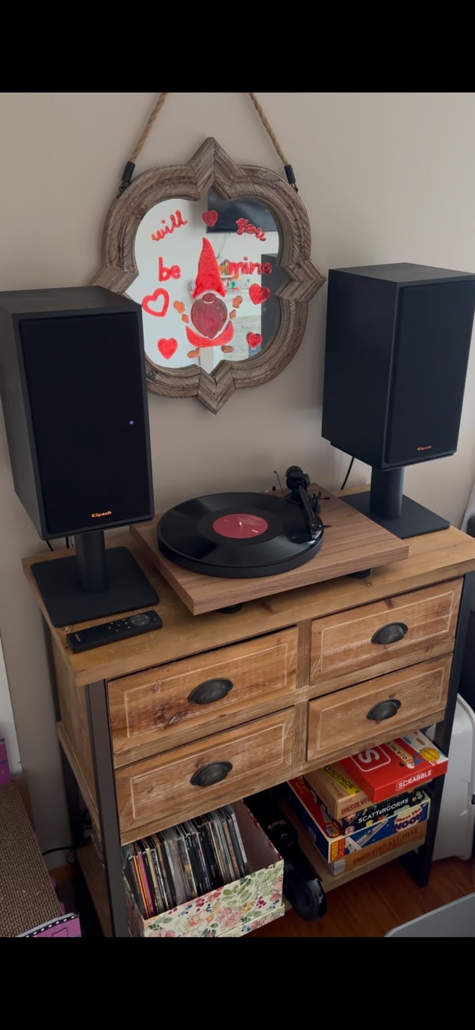 Pro-Ject Debut EVO 2 Turntable with Pick it MM EVO Cartridge (High Gloss Red) customer photo 2