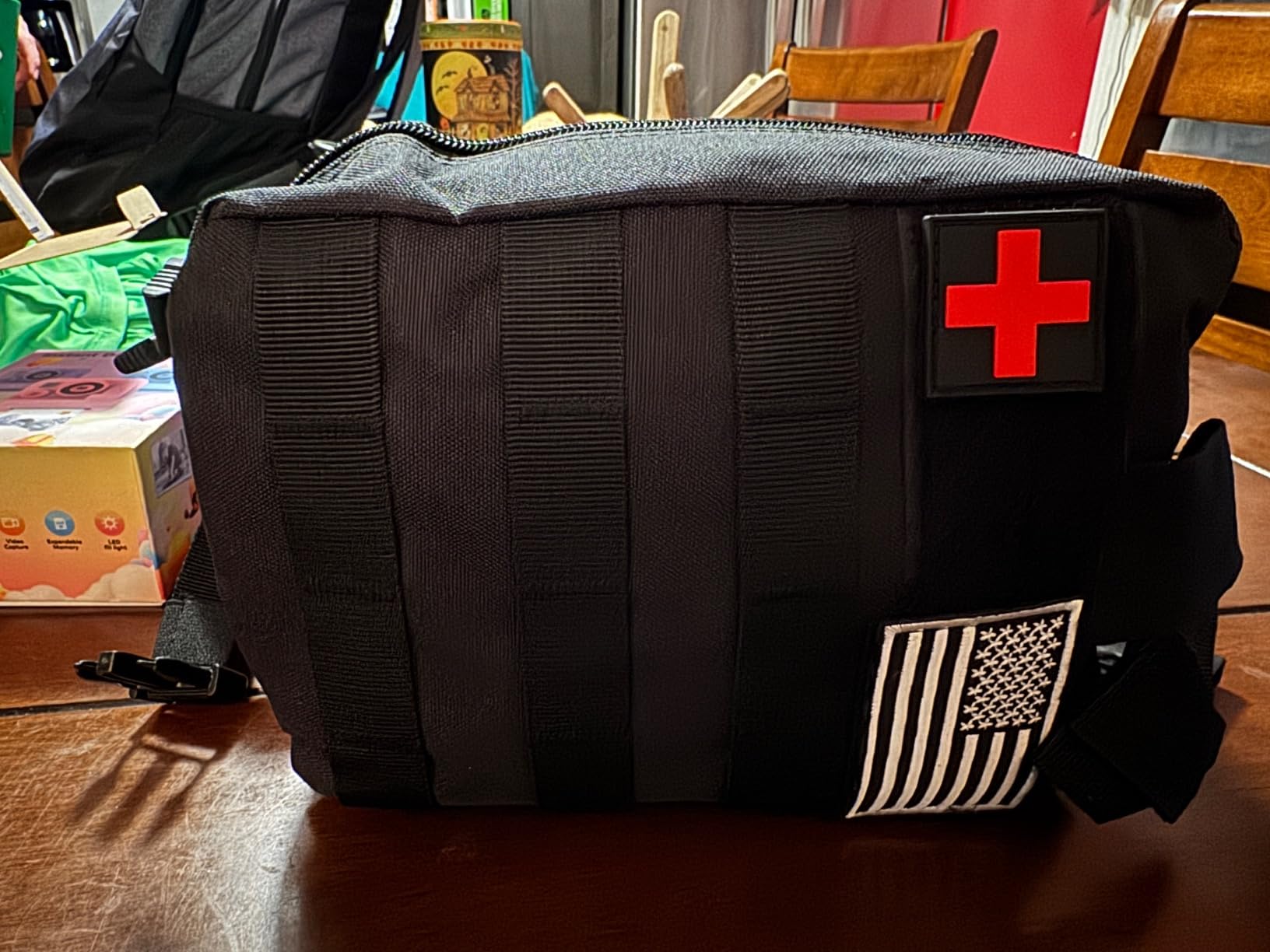 Survival Kit, Gifts for Men Women Teen Boys, 252 pcs Survival Gear and Equipment Mini First Aid Kit for Car Home, Emergency Kit with Molle System for Earthquake, Outdoor Adventure, Car Travel customer photo 1