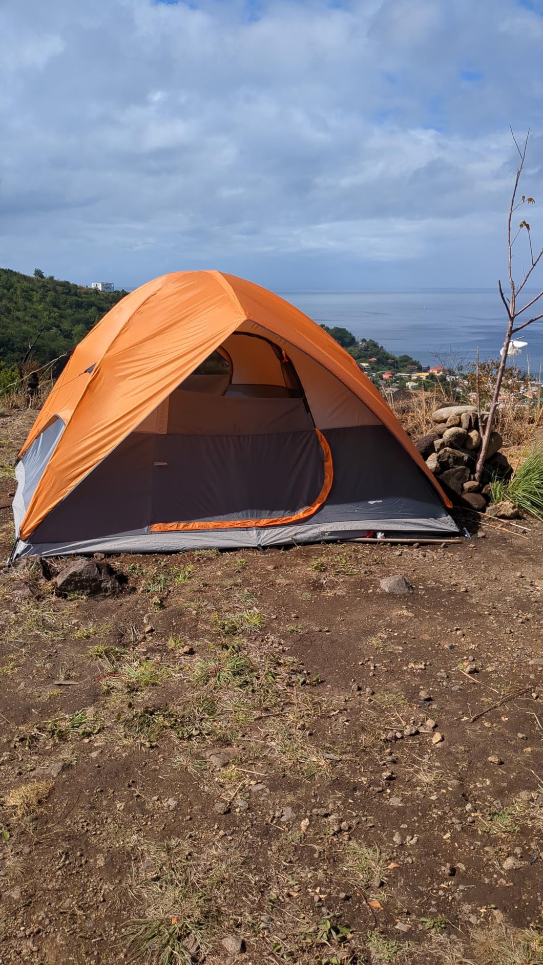 Amazon Basics Camping Tent 3-Season Dome Design customer photo 2