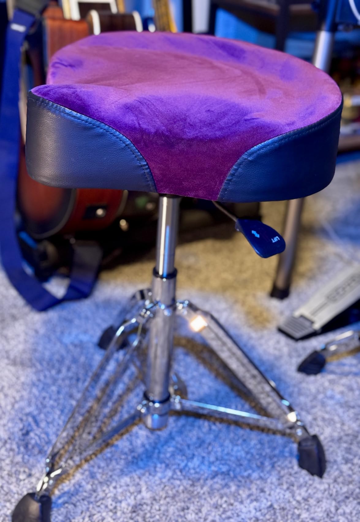 AKLOT Saddle Drum Throne, Hydraulic Druming Throne, Heavy Duty Seat, Height Adjustable Plush Chair, Motorcycle Style Drum Stool for Adults Drummers Grey customer photo 1