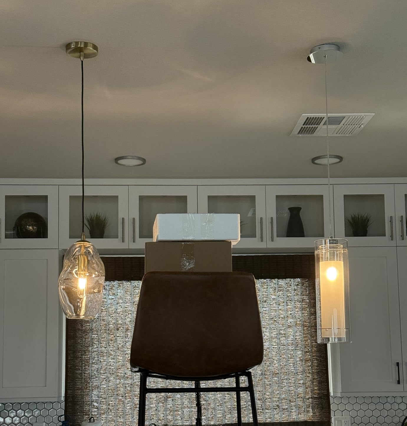 CASAMOTION Modern Pendant Lights Kitchen Island Large Gold Hanging Light Fixtures for Dining Table Blown Art Glass Clear Organic Globe Bedroom Foyer Entryway Hallway Lamp 12