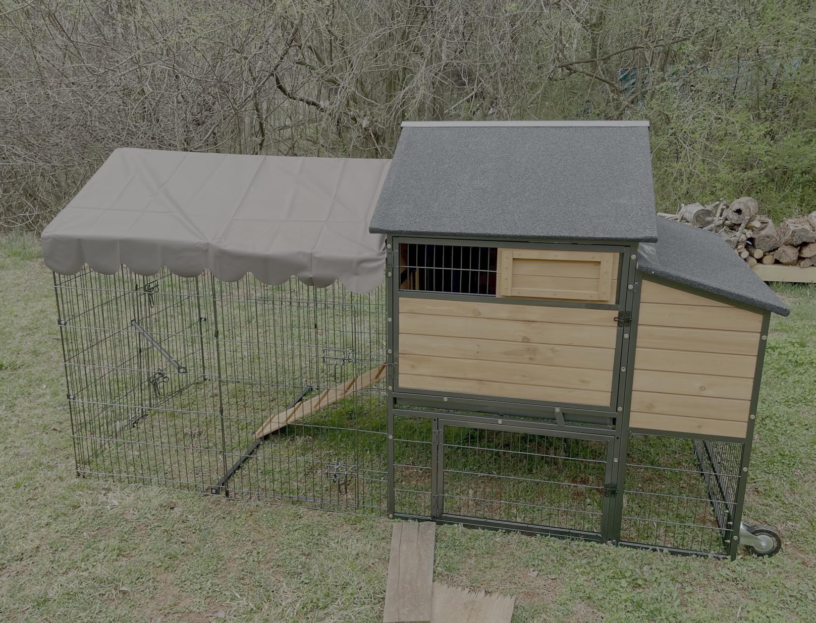 Mobile Chicken Coop with Wheels for 4-6 Chickens, Large Outdoor Hen House with Run, Weatherproof Asphalt Roof, Sectionable Nesting Box & Pull-Out Tray customer photo 2
