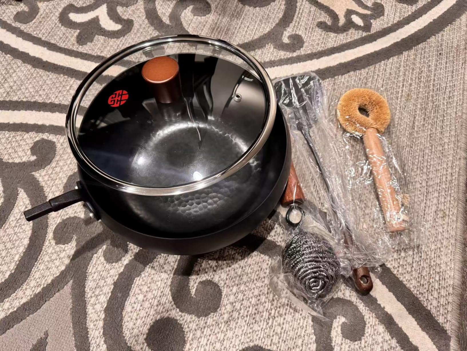WANGYUANJI 10Inch Carbon Steel Skillet,Hand-Hammered Frying Pan with Removable Handle No Chemical Coating,Flat Bottom Pow Wok Pan for Electric,Induction,and Gas Stoves (Seasoning Required) customer photo 2