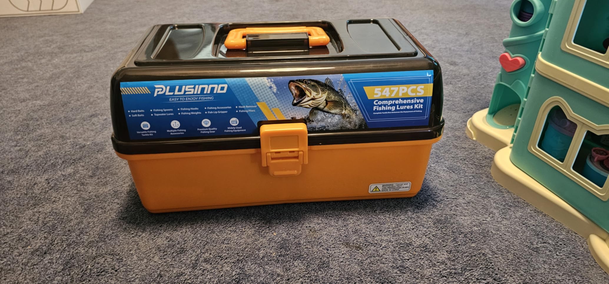 PLUSINNO Large 4-Layer Tackle Box with Tackle Included, 547Pcs Fishing Lures Kit - Pliers, Crankbait, Hooks, Weights & Accessories - Freshwater Bass Fishing Bait Lure Gear and Equipment customer photo 1