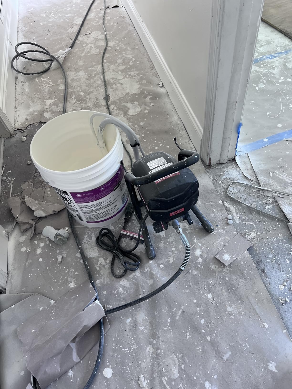VEVOR Stand Airless Paint Sprayer, 650W High Efficiency Airless Sprayer, 3000PSI Electric Paint Sprayer customer photo 2
