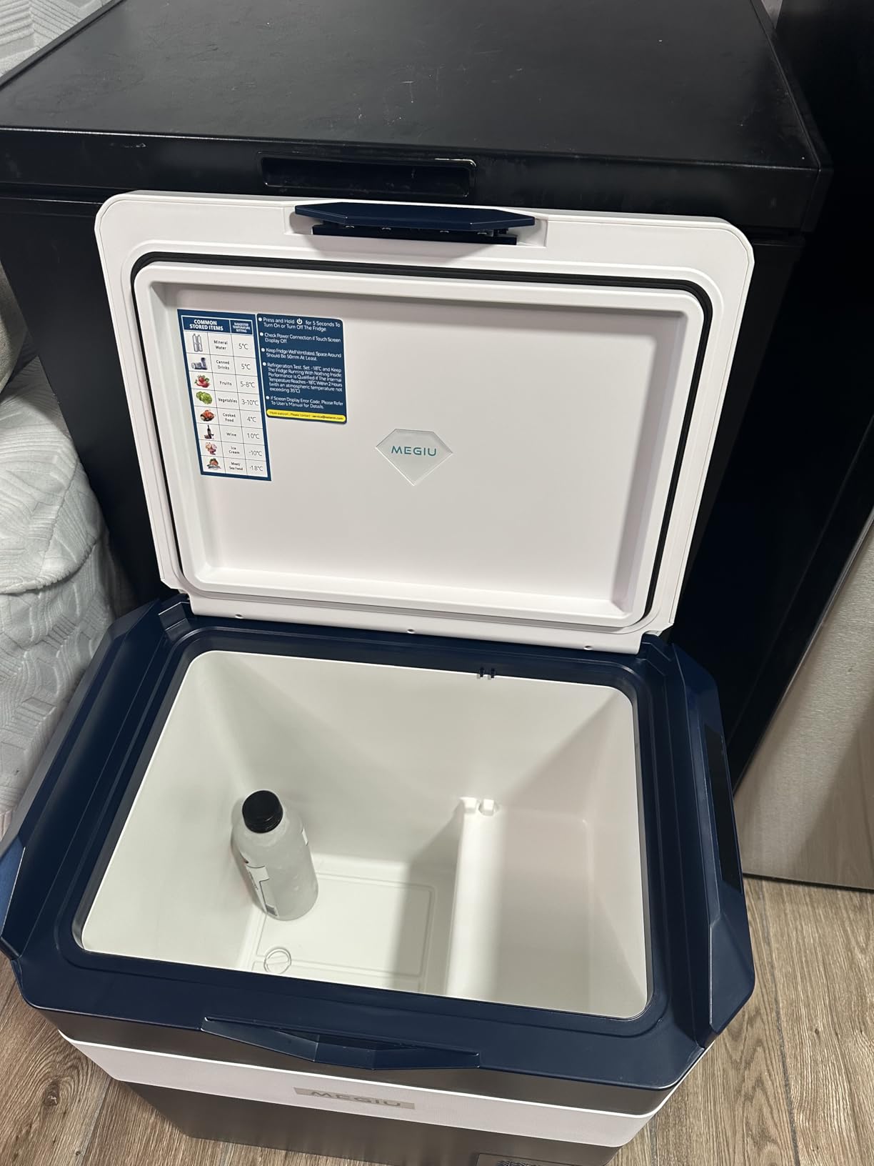 Megiu Car Refrigerator Portable Car Fridge 12V Refrigerator 23 Quart (22 Liter) Freezer Compressor Cooler 12V/24V DC 110～240 V AC for Outdoor Camping Travel Home Use -0.4℉~+59℉ (Blue) customer photo 1