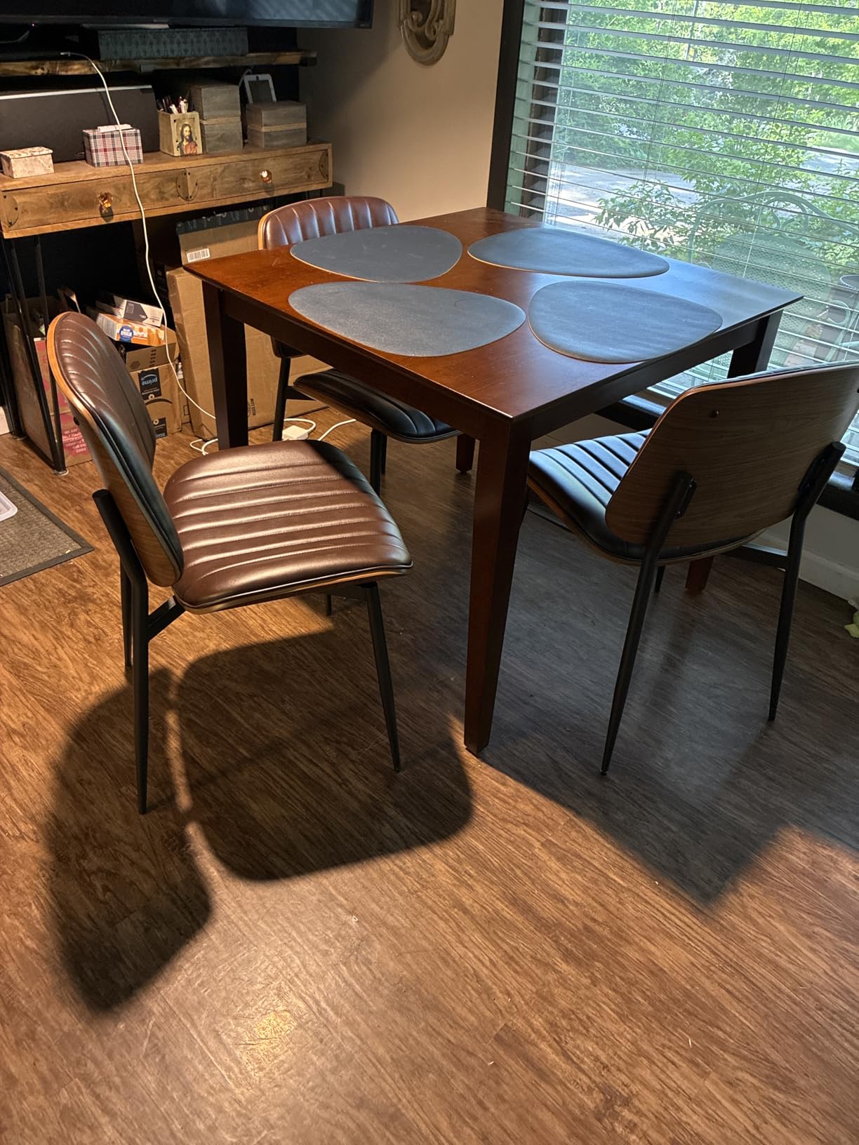 REONEY Dining Chairs Set of 6, Mid-Century Modern Upholstered PU Leather Chairs with Walnut Bentwood Back and Metal Legs Adjustable Feet for Kitchen Dining Room, Black Shell Strips customer photo 1