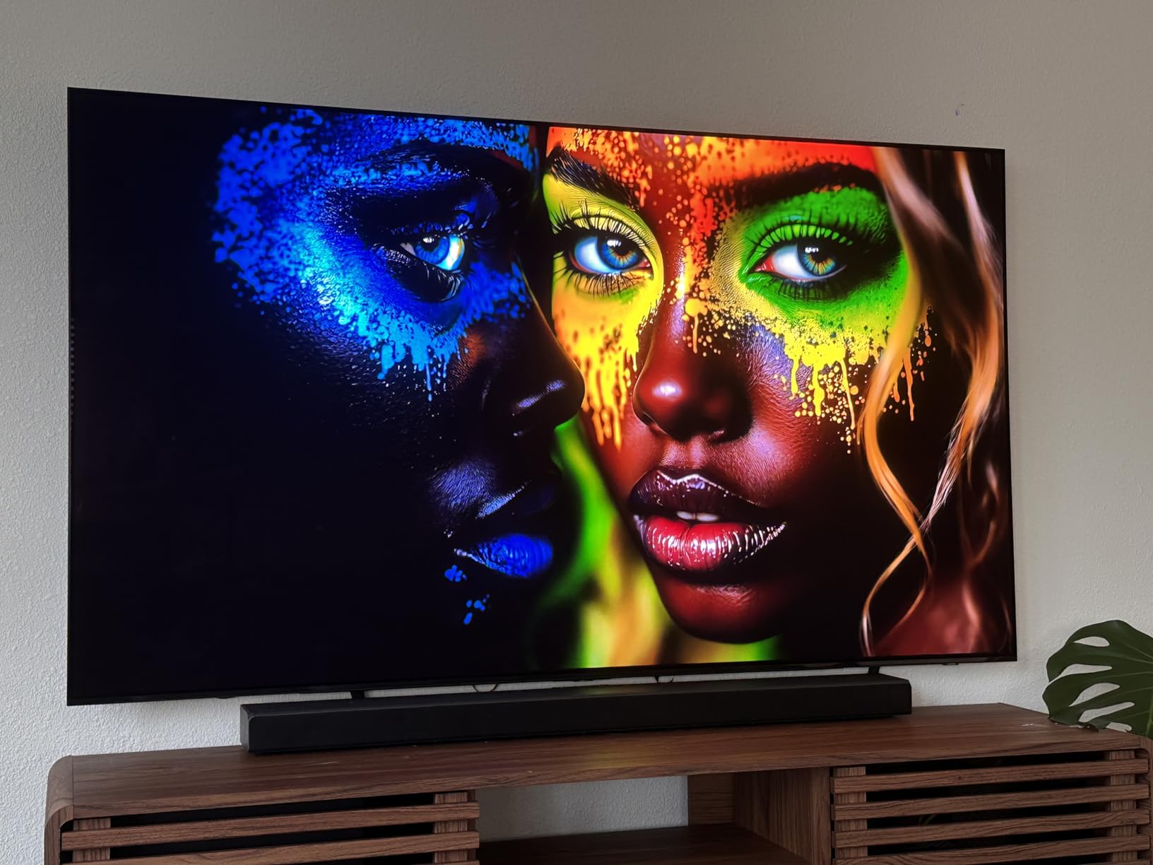 Samsung 42-Inch Class OLED S90F 4K Smart TV (2025 Model) NQ4 AI Gen3 Processor, Upscaling Pro, HDR+, Motion Xcelerator 144Hz, Vision, Alexa Built-in customer photo 2