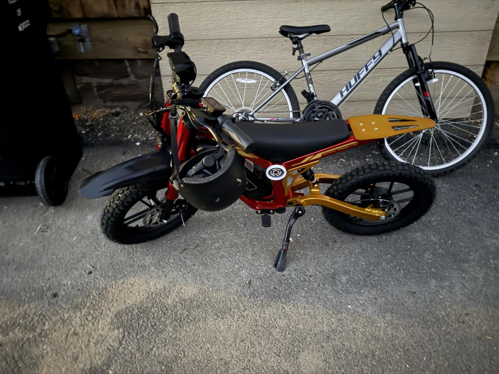 TUTTIO ARC-I 750W Kids Electric Dirt Bike, 36V 13AH Electric Motorcycle for Kids 5-8, Up to 22MPH & 25 Miles Long-Range, 5-Speed Modes Electric Bike, 16