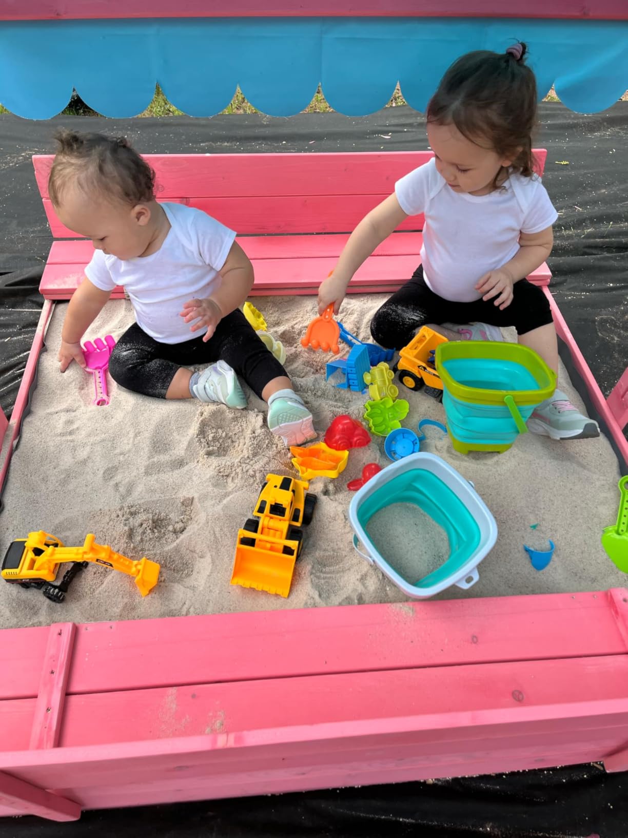 YOLENY Sandbox with Lid, Kids Sandbox with Cover Outdoor, Wooden Sand Box with 2 Foldable Bench Seats, Adjustable UV-Resistant Roof & Bottom Liner, Sand Box for Kids Ages 2-8, Perfect for Backyard, Beach customer photo 1