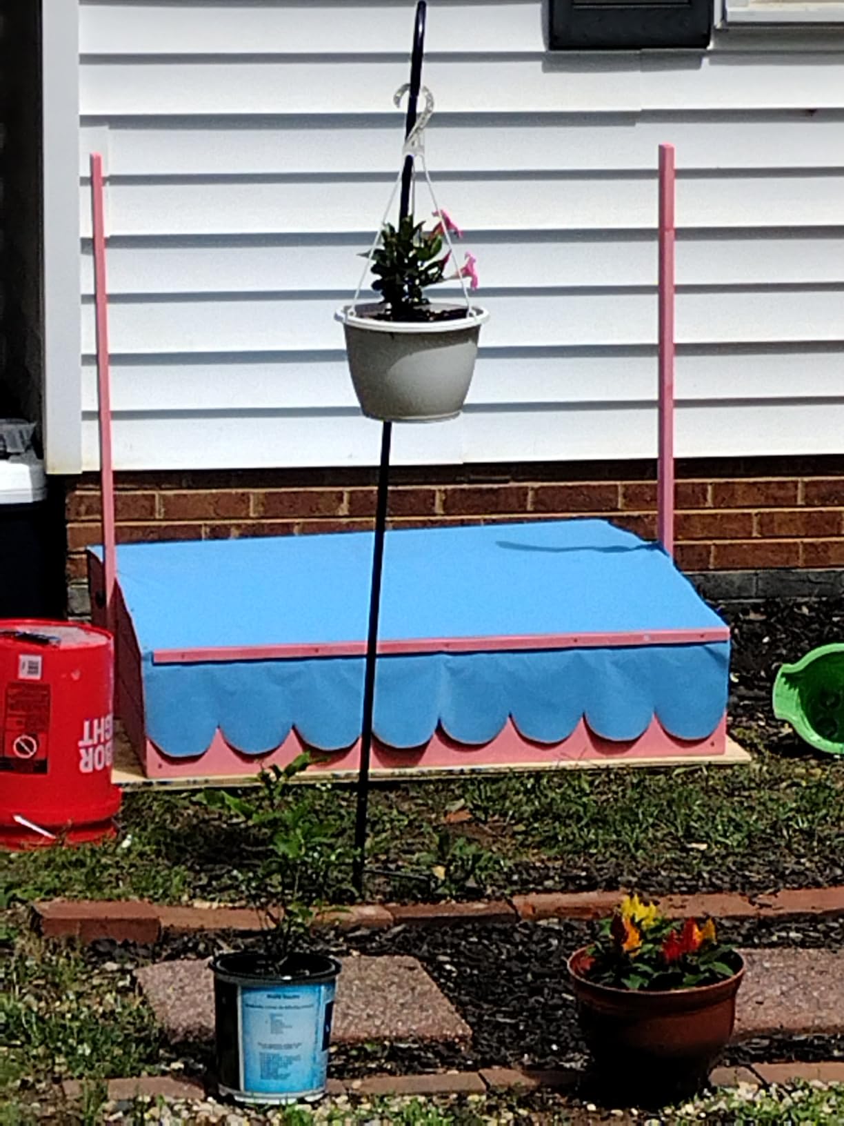 YOLENY Sandbox with Lid, Kids Sandbox with Cover Outdoor, Wooden Sand Box with 2 Foldable Bench Seats, Adjustable UV-Resistant Roof & Bottom Liner, Sand Box for Kids Ages 2-8, Perfect for Backyard, Beach customer photo 2