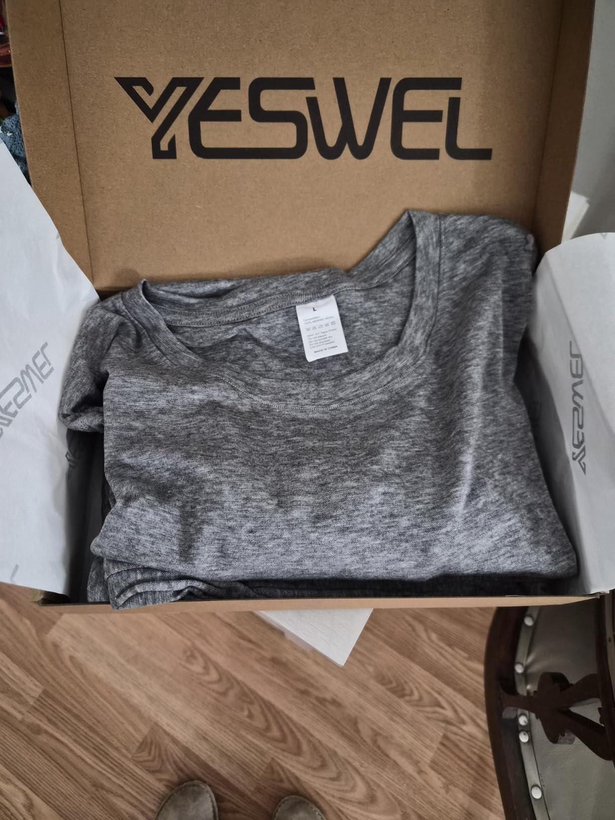 YESWEL 100% Merino Wool Base Layer Mens, Soft Thermals Underwear, Top and Bottom Set, Warm Long Johns Sets for Winter (S-2XL) customer photo 1