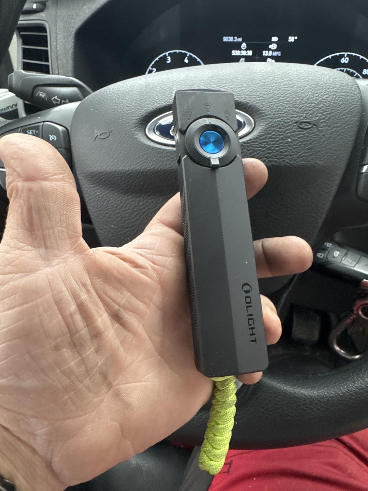 OLIGHT ArkPro EDC Flat Flashlight Rechargeable with Green Beam, UV and White LED,1500 Lumens USB-C Pocket Camping Flashlight, Spotlight Floodlight for Outdoor Emergency Working (Black CW) customer photo 1