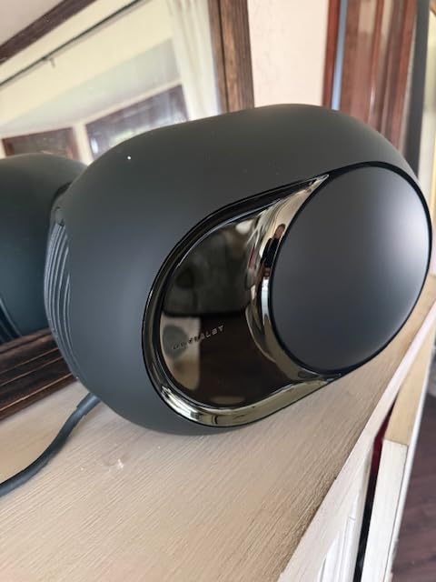 Devialet Phantom Ultimate 108 dB - Zero Distortion Bluetooth Speaker (Deep Forest) customer photo 1