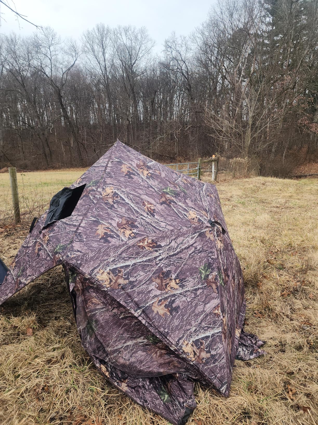 VEVOR Hunting Blind, See Through Ground Blinds with Carrying Bag, 360 Degree Portable Camouflage Tent, Durable Concealed Shelter with Silent Side Door and Window, for Turkey and Deer customer photo 1