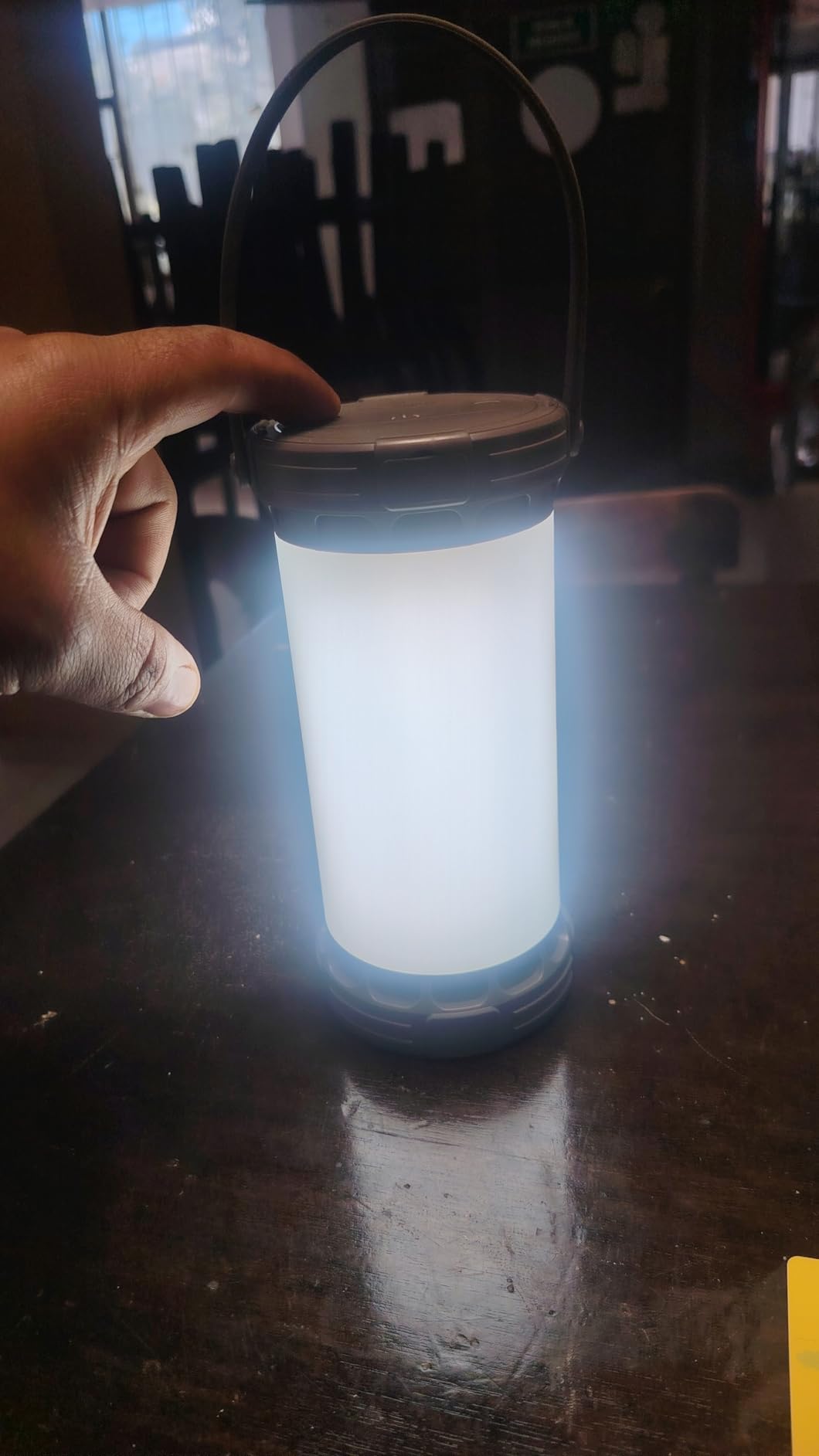 Glocusent 135 LED Ultra Bright Camping Lantern, Up to 200H, 5000mAh Camping Lights with 3 Colors & 5 Brightness, SOS, Max 1500LM, Rechargeable Lantern for Power Outages Camping Hiking Emergency customer photo 1