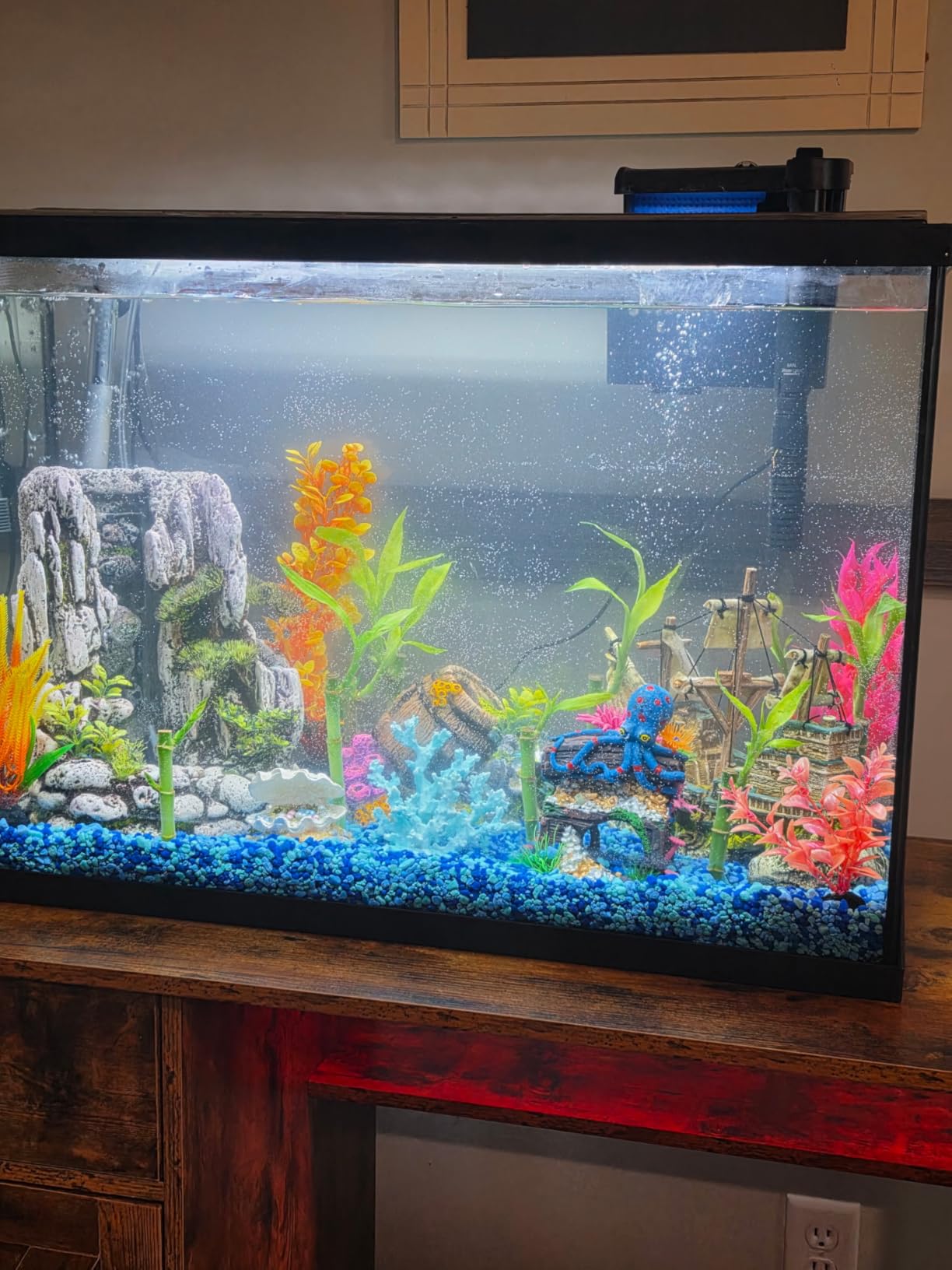4ever2buy 55-75 Gallon Fish Tank Stand with Power Outlets, LED Light, Heavy Duty Aquarium Stand with Cabinet for Fish Tank Accessories Storage, for Turtle Tank, Reptile Terrarium, 1100LBS, White customer photo 1