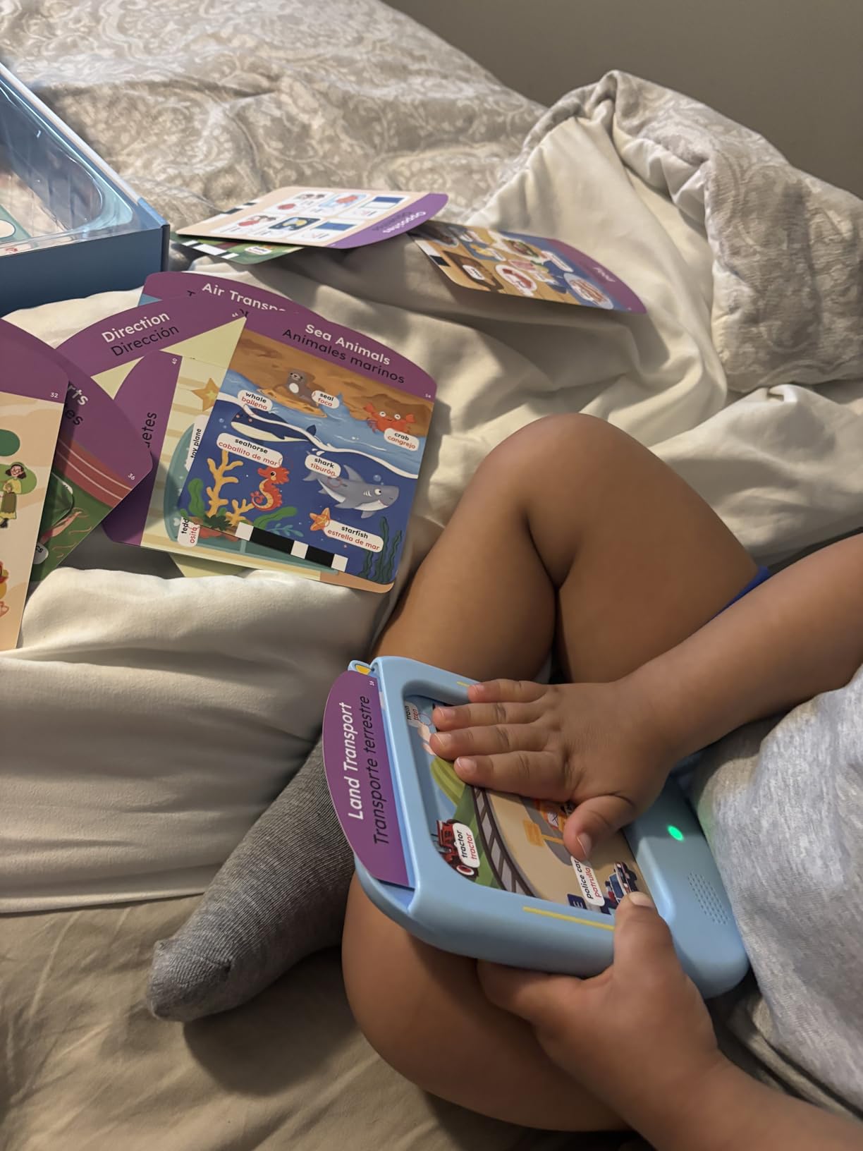 JoyCat Kids Learning Tablet, Phonics Talking Flash Cards, Learn to Read with 156 Pages, 40+ Themes, 600+ Words, 100+ Interactive Games, Screen-Free Learning Toys Birthday Gifts for 2-6 Year Old customer photo 2
