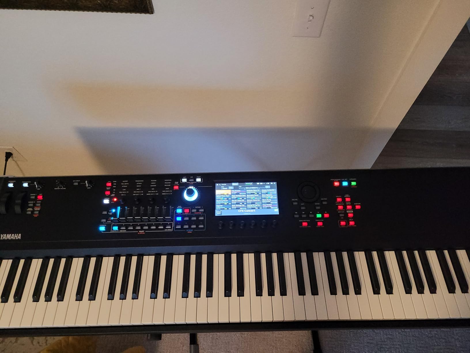 Yamaha MODX M8 88-Key Music Synthesizer, Graded Hammer Action, Performance Focused for Next Generation Sound Exploration customer photo 1
