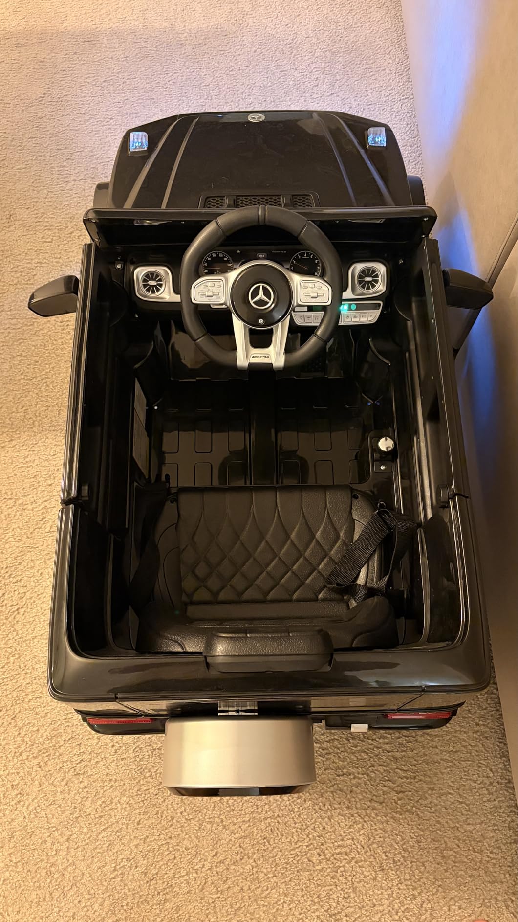ELEMARA Licensed Mercedes-Benz AMG G63 Ride on Toys,Electric Car for Kids W/Parents Control,Electric Powered A Wagon Ride On Truck Toy,Spring Suspension,Bluetooth,Flickering Lights/LED Lights, White customer photo 1