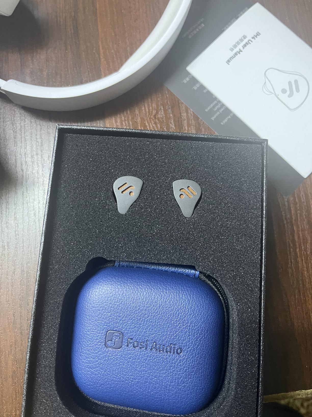 Fosi Audio IM4 Open-Back IEM Earphones, in Ear Monitor Wired Earbuds, 10mm Single Dynamic Driver, IEMs for Audiophiles, Gaming and Studio, 3.5mm 2-Pin 0.78mm Detachable Cables, N52 Dual Magnets customer photo 2