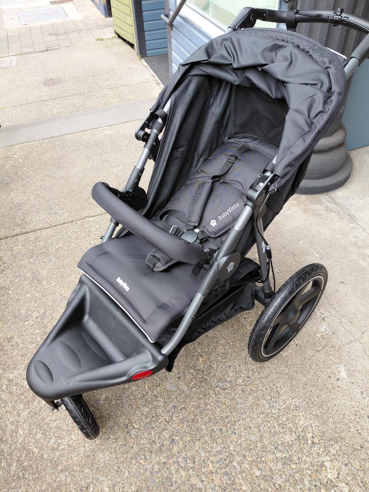 Jogging Stroller, All-Terrain Frame, 12 and 16 Inch Inflatable Tires with Angled Valve, Disc Hand Brake and Foot Brake, Adjustable Handlebar customer photo 2