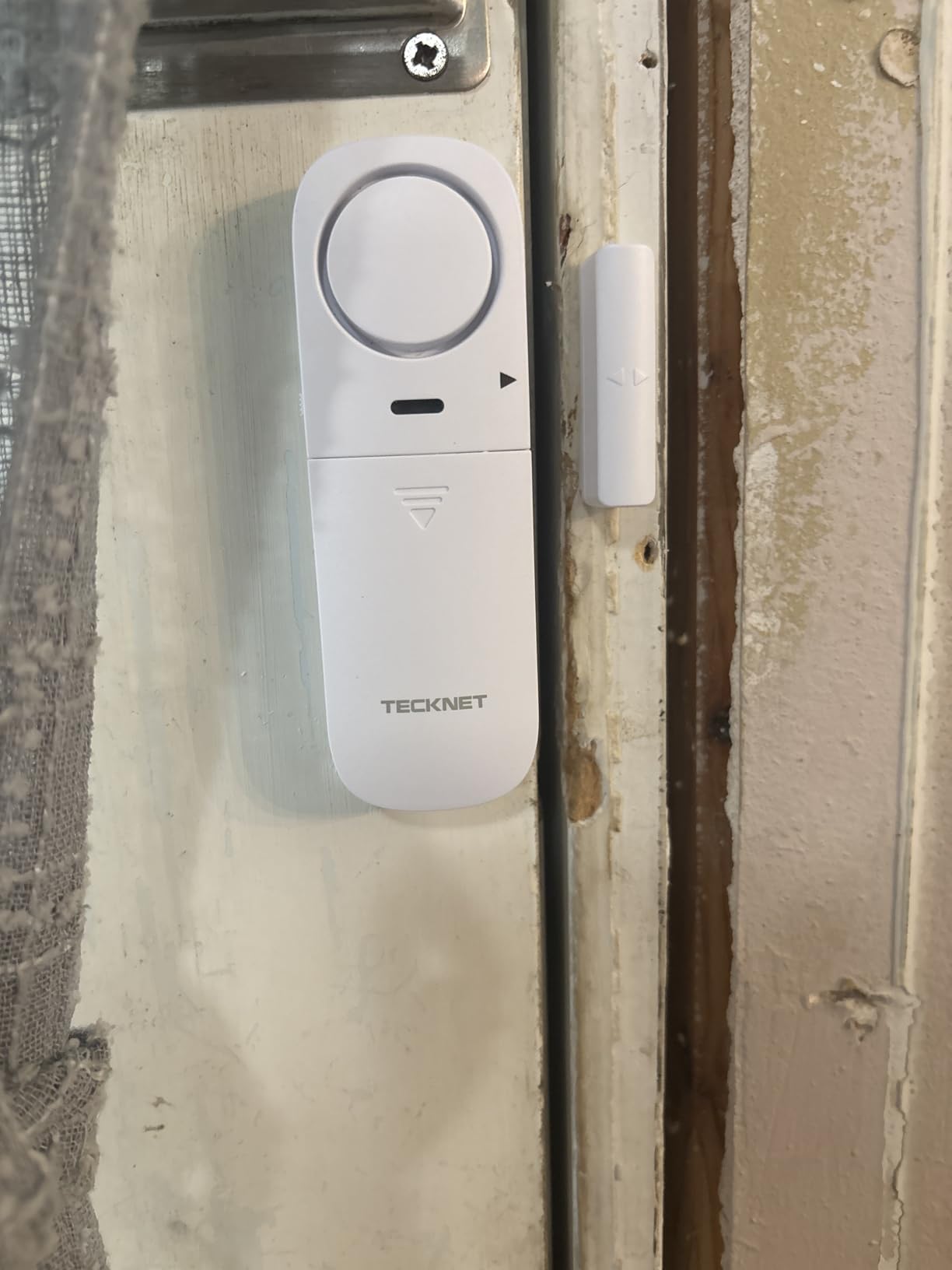 TECKNET Door Alarms When Opened, 2.4G WiFi Smart Door Sensor Alarm & Chime, App Alerts, Door Alarms for Kids Safety, Wireless Window Alarms for Home Security Systems for House, Pool, Sheds, 2 PCS customer photo 2