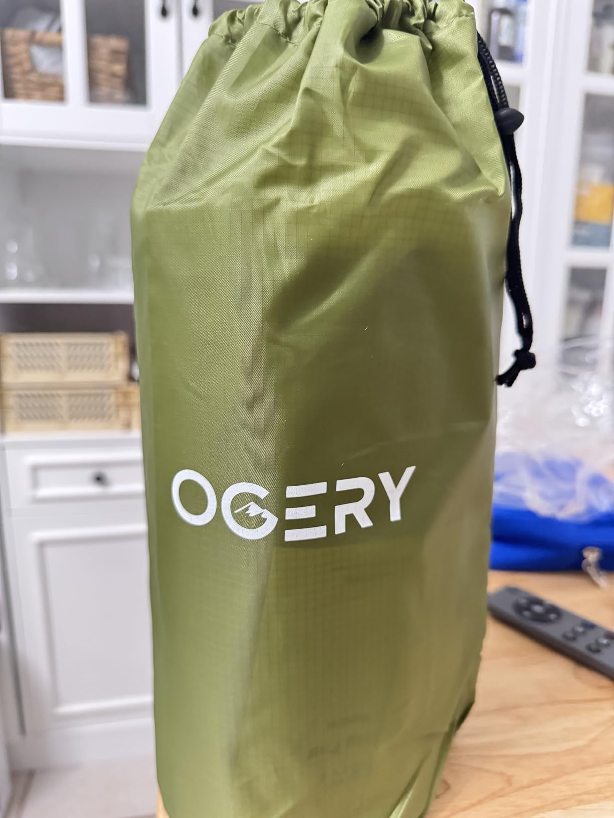 OGERY Sleeping Pad, Ultralight Inflating Sleeping Pad for Camping with Pillow Built-in Foot Pump, 6