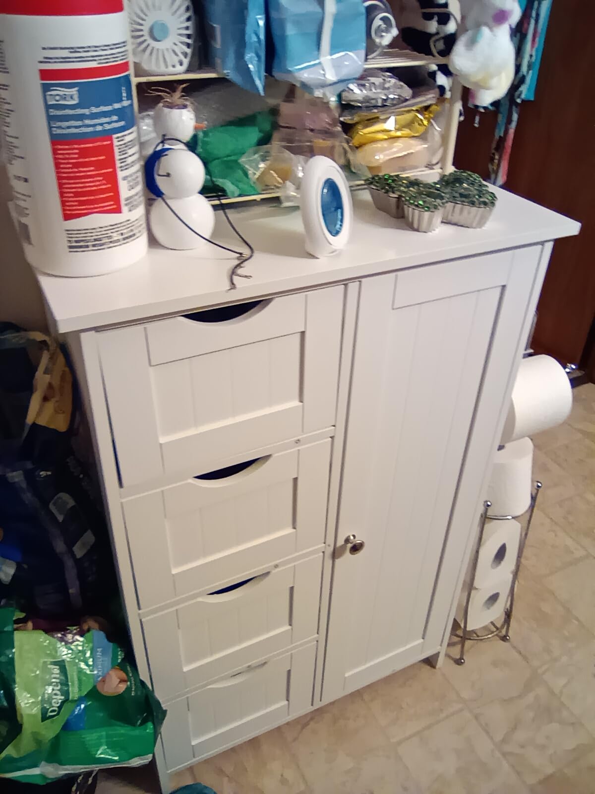VASAGLE Floor Storage Cabinet, Shaker Cabinet with 2 Adjustable Shelves, 4 Doors, Tall Freestanding Organizer Unit, for Kitchen Bathroom Living Room, Cloud White customer photo 2