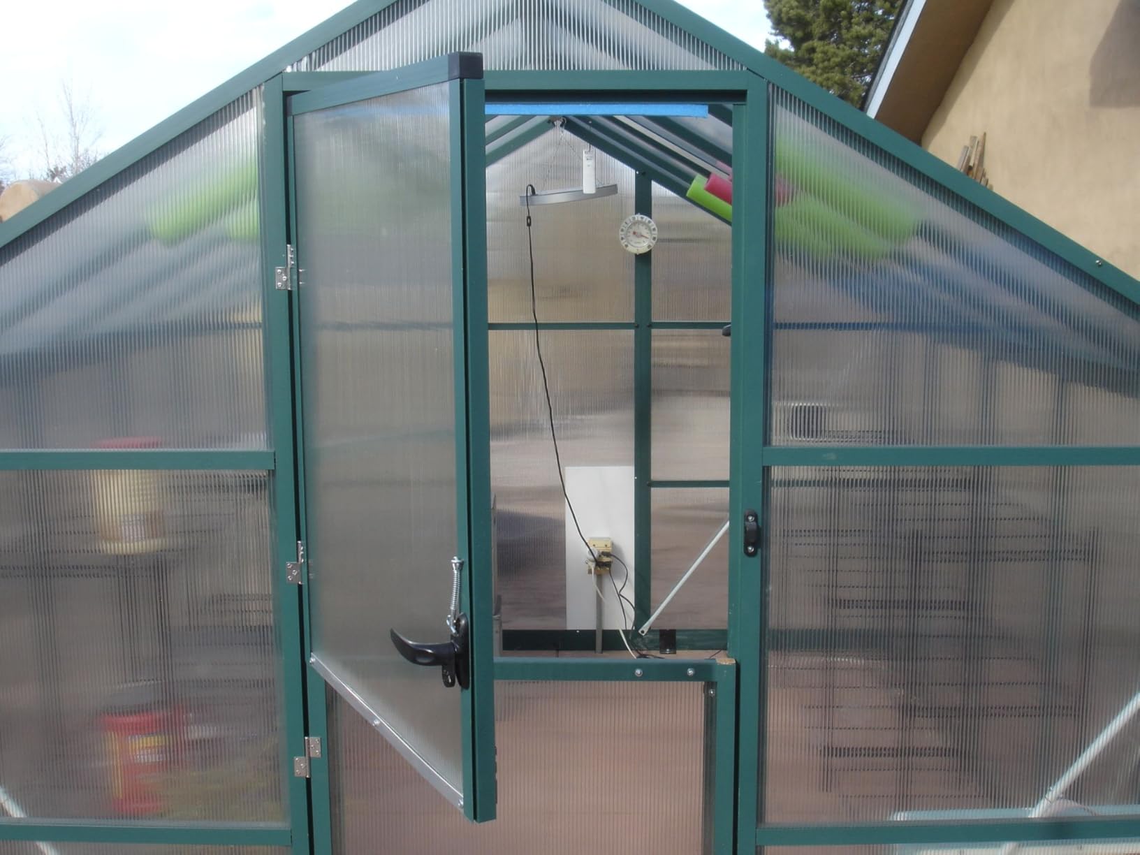 Garvee 6 x 8 ft Greenhouse, Greenhouses for Outside, Polycarbonate Greenhouse with Aluminum Frame, Lockable Door and Ajustable Roof Vent for Backyard, Green Houses for Outside Garden Backyard, Patio customer photo 1
