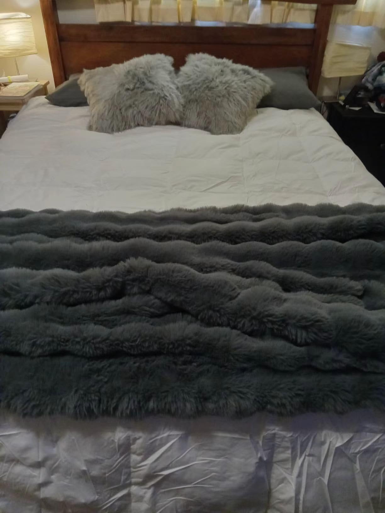 Royoliving Premium Feathers Down Duvet Insert Comforter King Size All Season Medium Warmth White 100% Cotton Cover with Corner Tabs customer photo 2