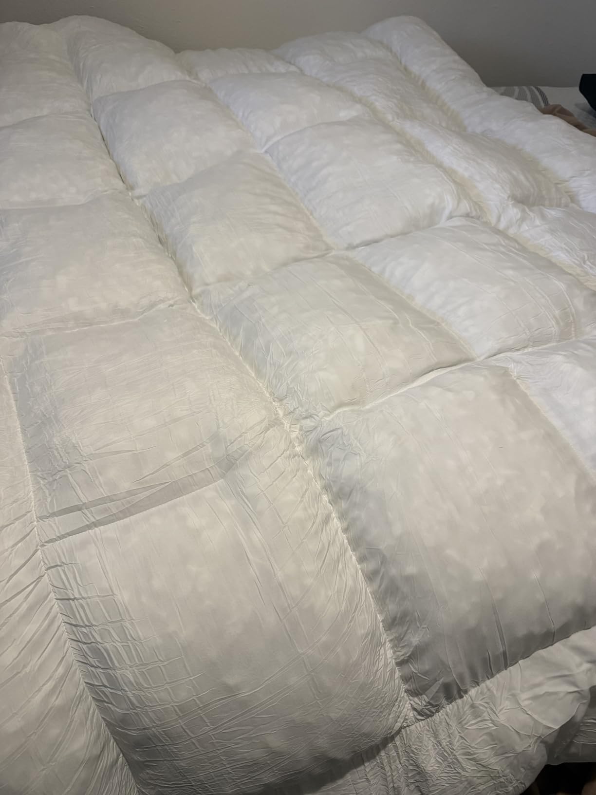 DOWNCOOL 3 Inch Queen Mattress Topper - Cooling Memory Foam Mattress Topper for Back Pain Relief, Breathable Bamboo Viscose Air Layer, 1600 GSM Fill customer photo 1