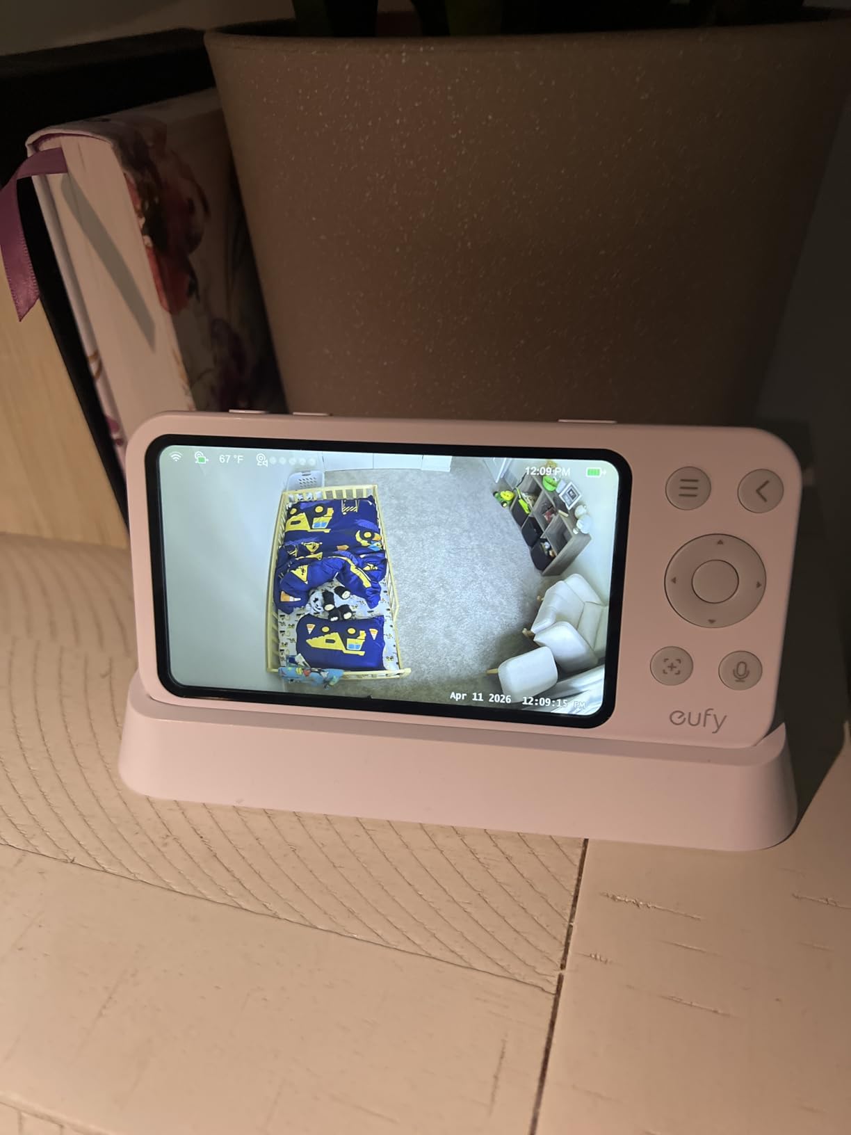 eufy Security E21 Baby Monitor with 4K UHD Camera, 5'' 720p Screen, Pan-Tilt and 8× Zoom, Dual Wi-Fi/Local Connection, 24/7 App Recording, Portable Built-in Battery-Powered Camera, ANR customer photo 2