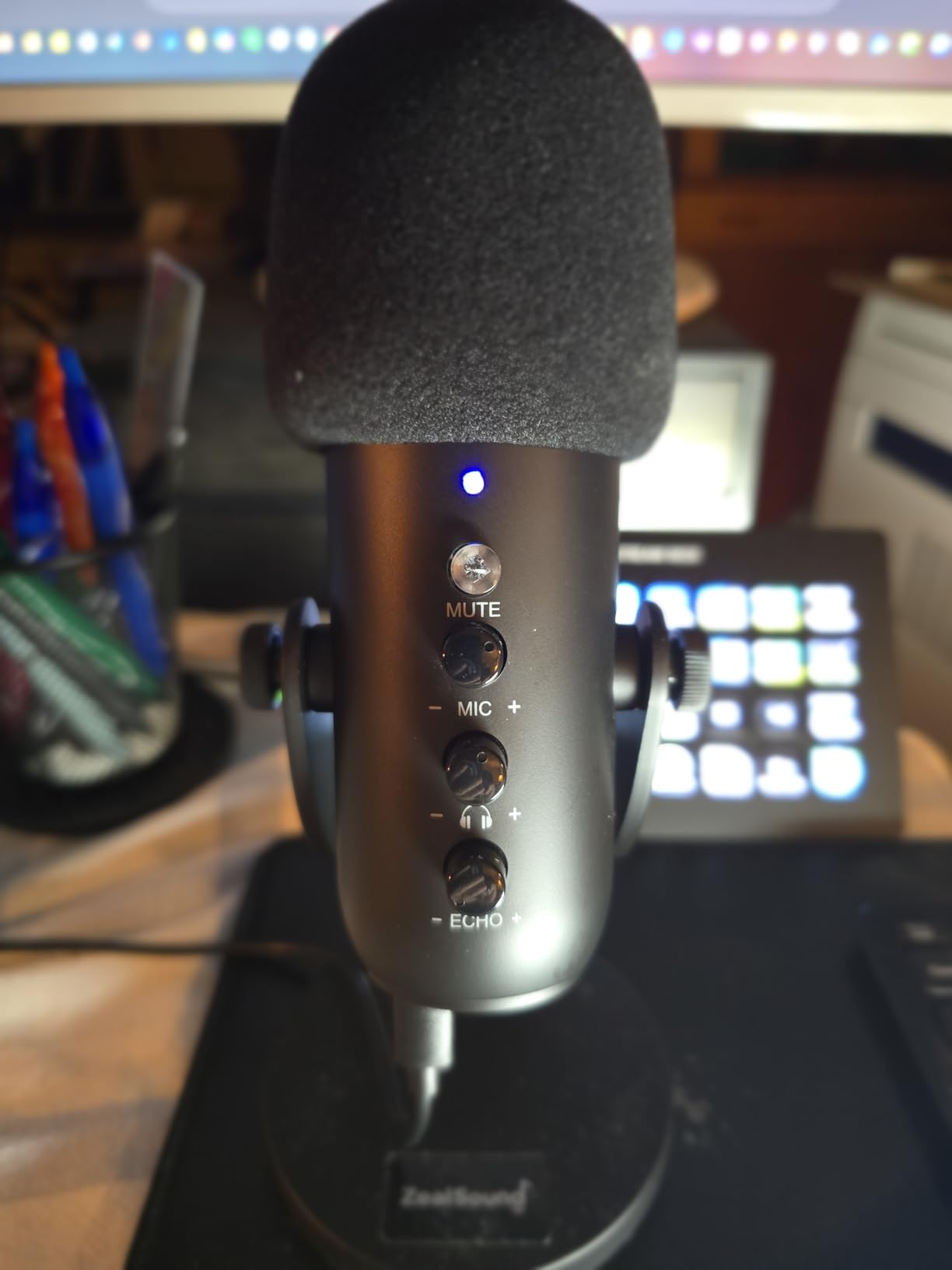 ZealSound Wireless Microphone for PC, Noise Cancellation Podcast Mic with Gain, Mute, Monitor & Echo Control, Cordless Mic for YouTube, ASMR, Podcasting, Streaming, iPhone, iPad, Android, Mac, K66DG customer photo 2