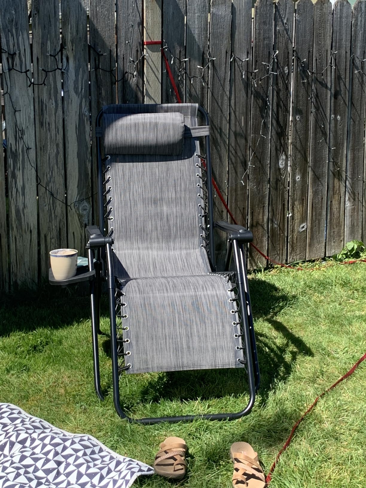 Sweetcrispy Zero Gravity Chairs, Foldable Patio Reclining Chairs with Adjustable Pillow & Cup Holder, Oversized Portable Support 400 lbs customer photo 2
