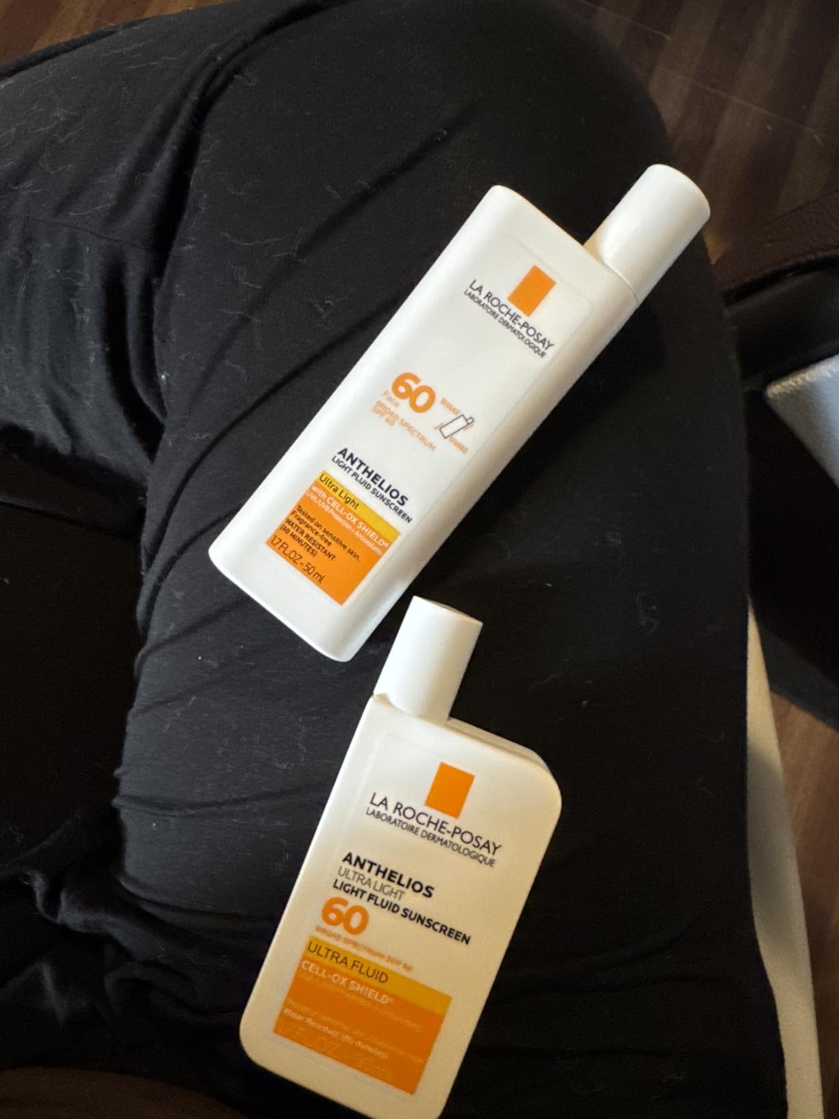 La Roche-Posay Anthelios Light Fluid Facial Sunscreen SPF 60, Lightweight Sunscreen For Face, Fluid Texture, Broad Spectrum SPF + Antioxidants, Oil Free & Oxybenzone Free customer photo 1