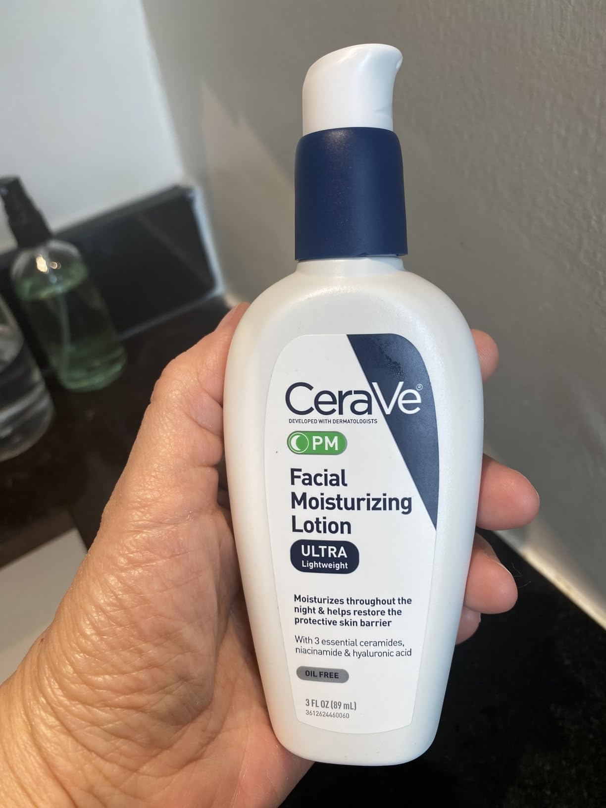 CeraVe PM Facial Moisturizing Lotion, Night Cream with Hyaluronic Acid and Niacinamide, Ultra-Lightweight, Oil-Free Moisturizer for Face, 3 Ounce customer photo 2