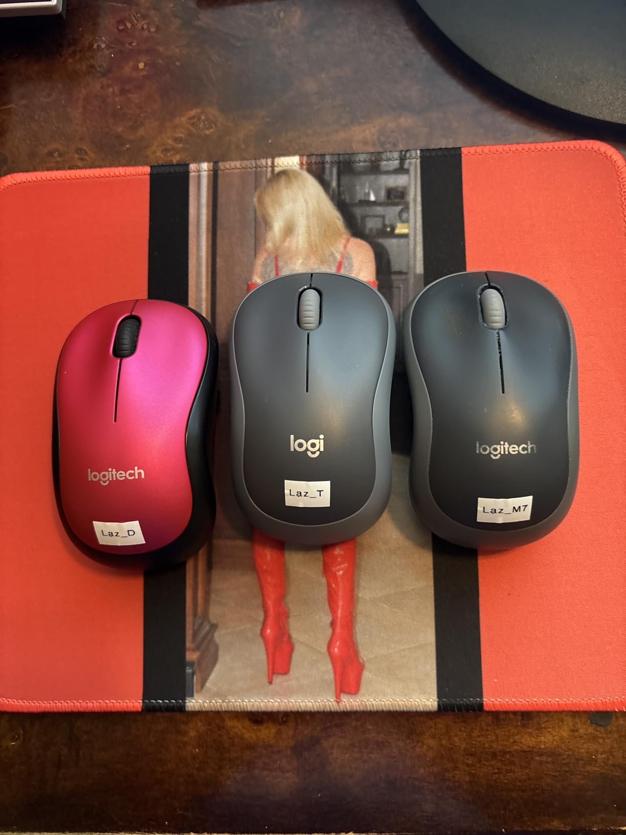 Logitech M185 Wireless Mouse, 2.4GHz with USB Mini Receiver, 12-Month Battery Life, 1000 DPI Optical Tracking, Ambidextrous, Compatible with PC, Mac, Laptop - Swift Grey customer photo 1