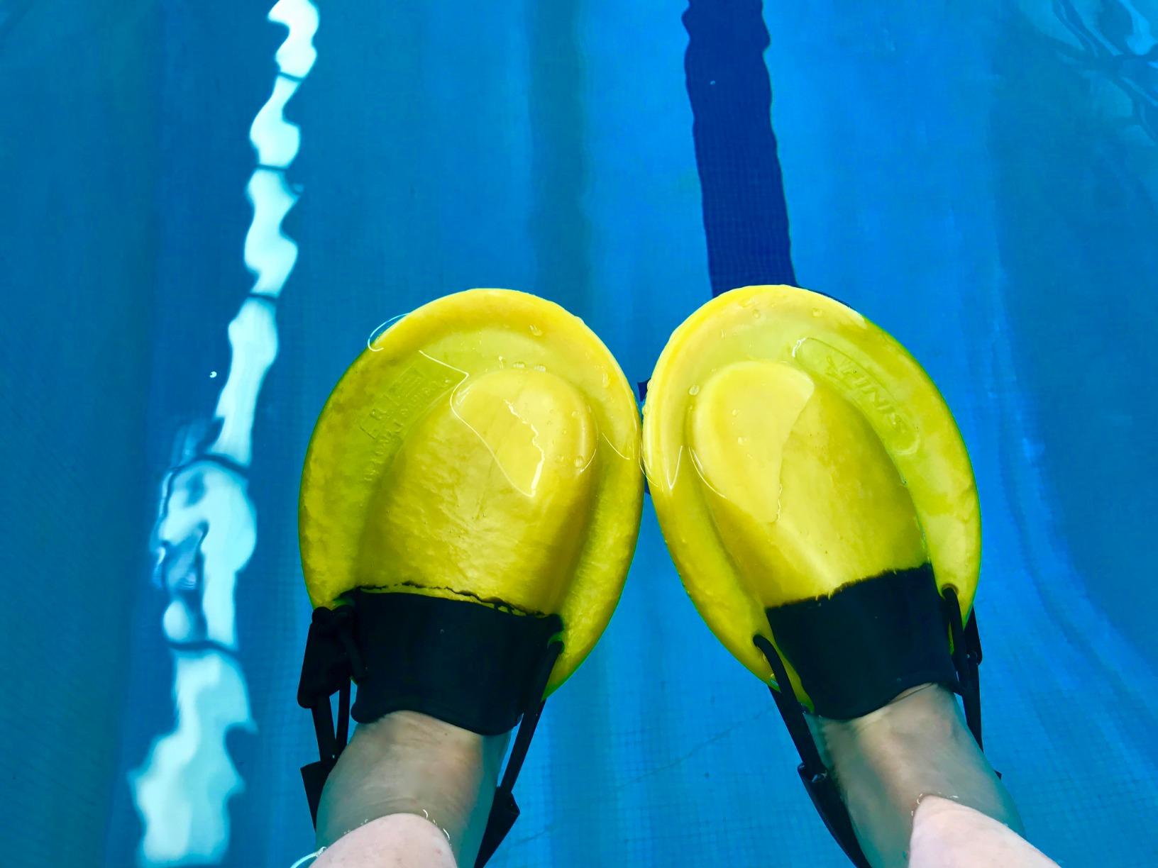 FINIS Positive Drive Swim Fins for All Four Strokes - Ergonomic Fit - Adjustable Heel Strap - Yellow/Black customer photo 1
