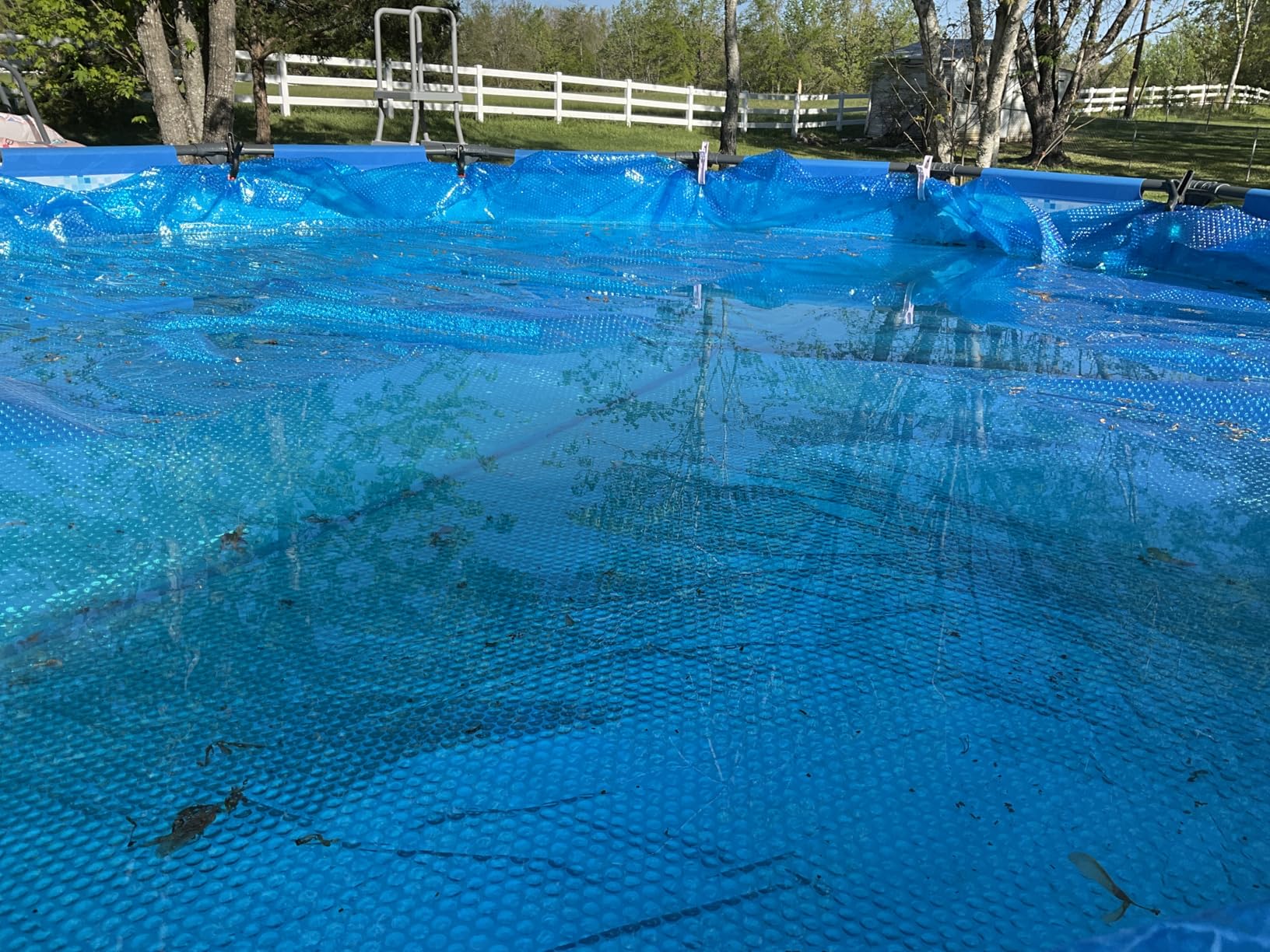 Blue 24 ft Round Solar Cover | 8 Mil | Heat Retaining Blanket for Above Ground & Inground Swimming Pools | Sun's Energy Heats Pool | Bubble Heating Blankets | 800 Series customer photo 1