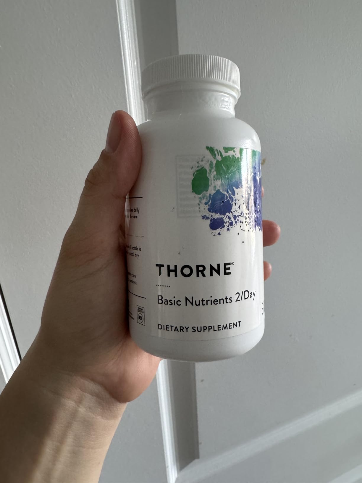 THORNE - Basic Nutrients 2/Day - Comprehensive Daily Multi-Vitamin with Optimal Bioavailability - Vitamin & Mineral Formula - Third-Party Certified - Gluten, Dairy & Soy-Free - 60 Capsules customer photo 1