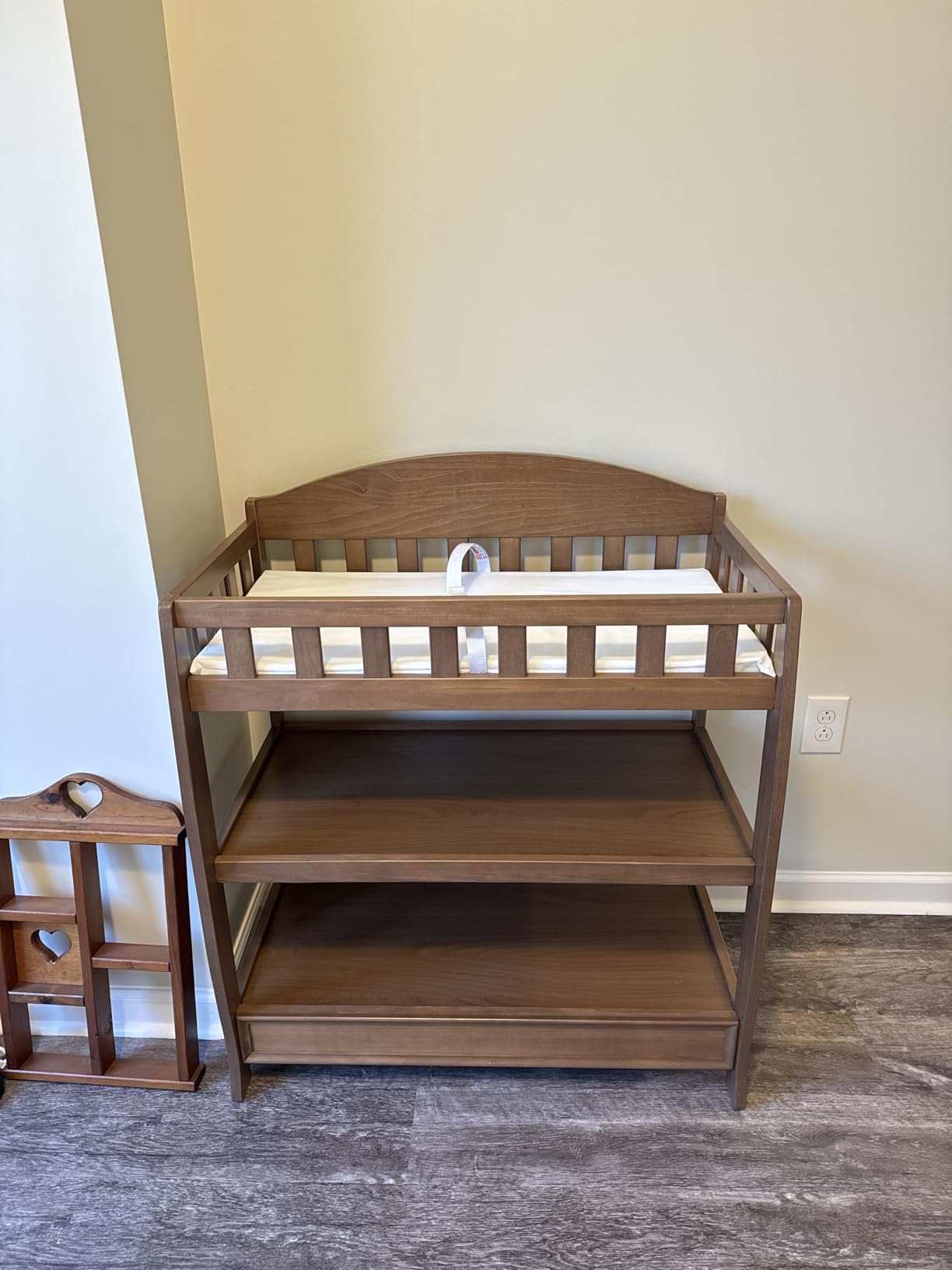 Delta Children Infant Changing Table with Pad, White customer photo 2