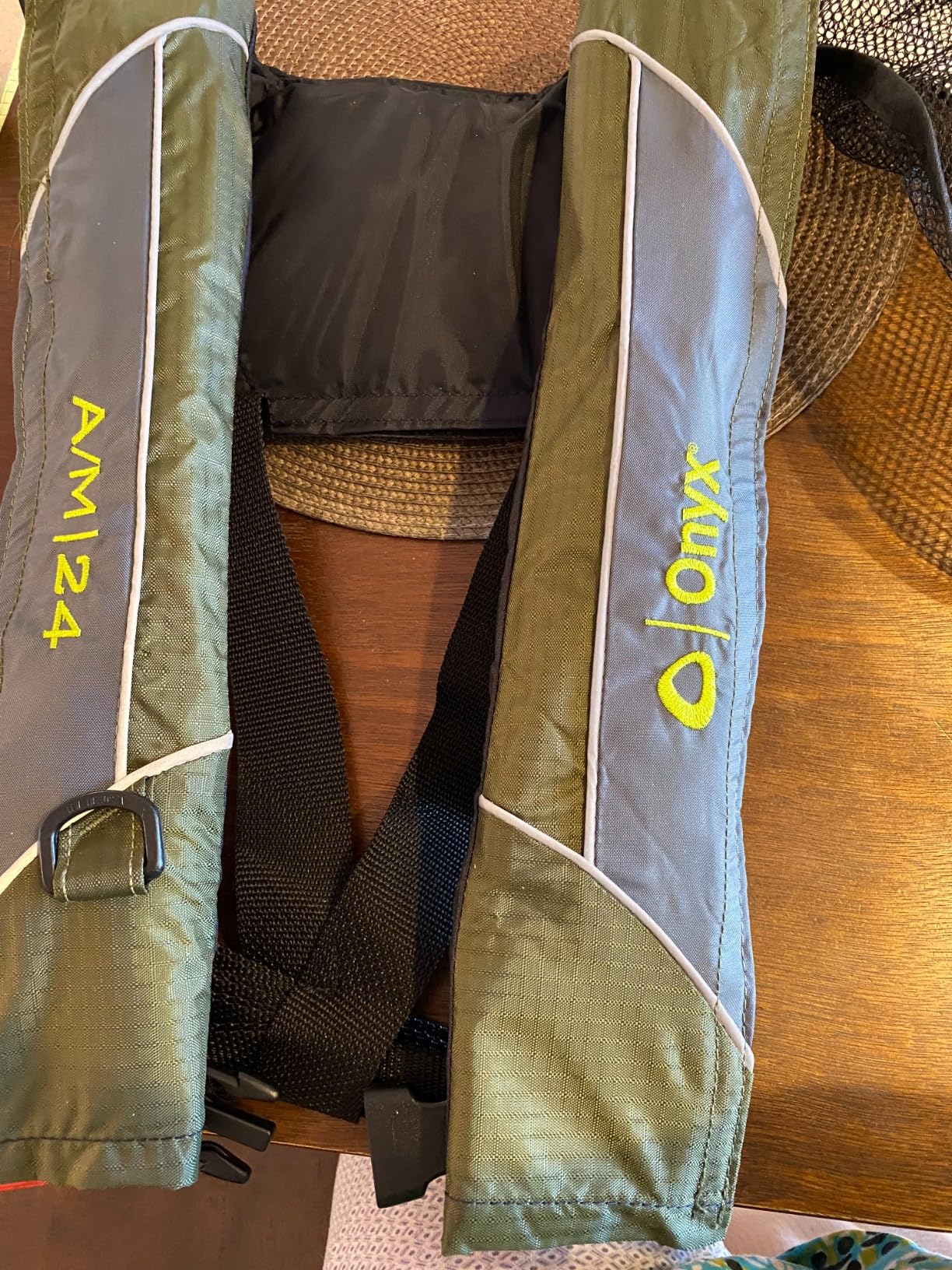 Onyx A/M-24 Automatic/Manual Inflatable Life Jacket, U.S. Coast Guard Approved, Low Profile, Compact Design, Manual Convertible Inflation Option customer photo 2