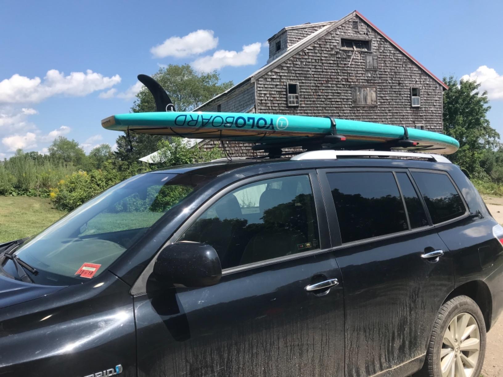 Yakima SupDawg Fully Assembled Rooftop SUP & Surfboard Mount, Holds 2 Boards up to 36 Inch Wide, Tool-Free Installation, Integrated Rollers, SKS Locks customer photo 1