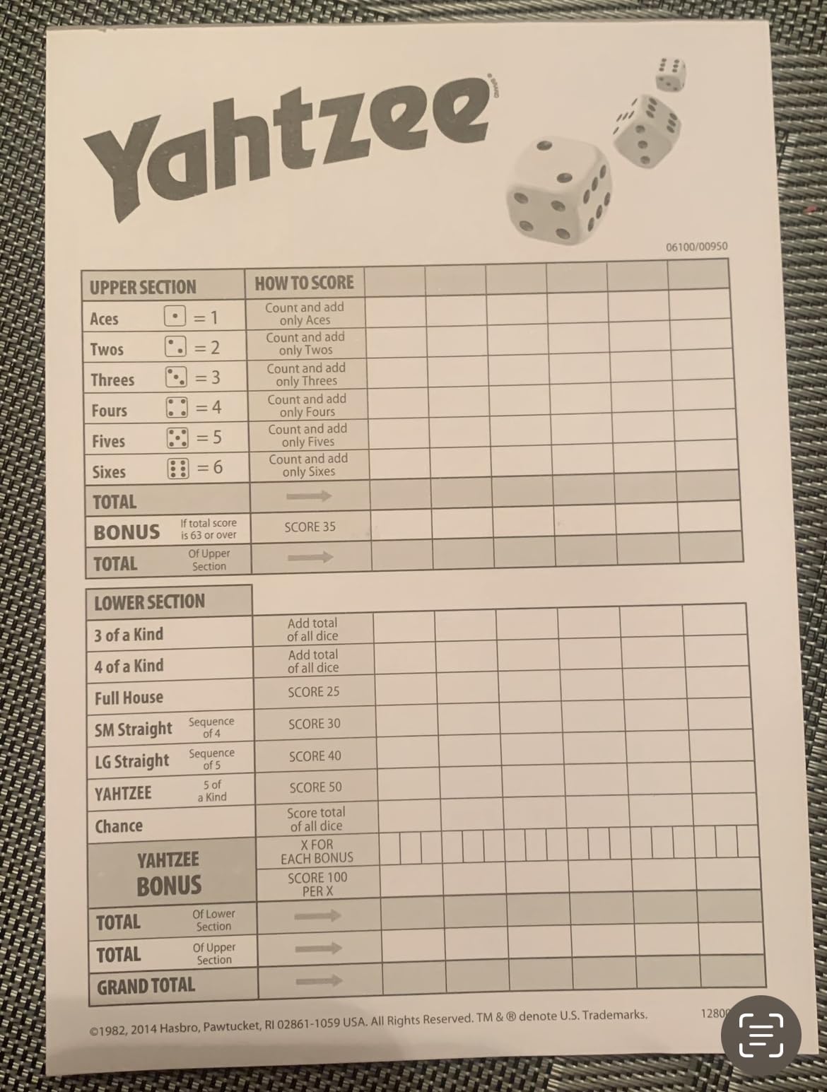 Hasbro Gaming Yahtzee Game, Fast-Playing Dice Games for Kids, Teens, and Adults, Strategy Games, Family Games for Kids, 2 or More Players, Ages 8 and Up customer photo 1