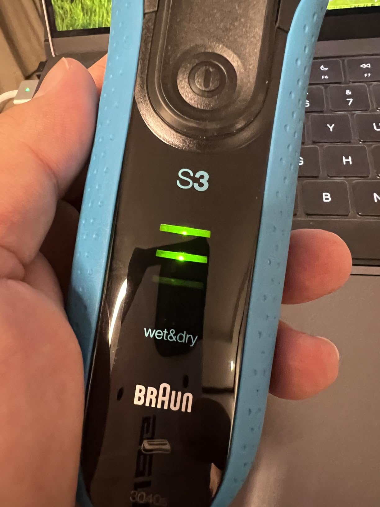 Braun Electric Series 3 Razor with Precision Trimmer, Rechargeable, Wet & Dry Foil Shaver for Men, Blue/Black, 4 Piece customer photo 1