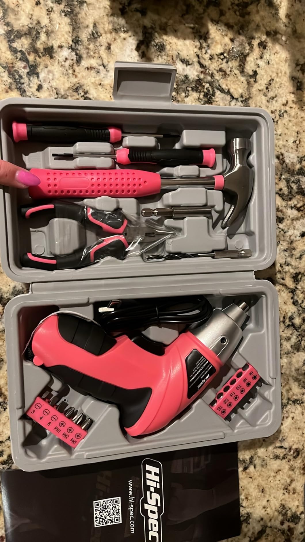 Hi-Spec Small Electric Screwdriver, Mini Drill Set, Rechargeable 3.6V Cordless Screwdriver with 26 Driver Bits, Power Tool for Small Projects & Home Use, Pink customer photo 2