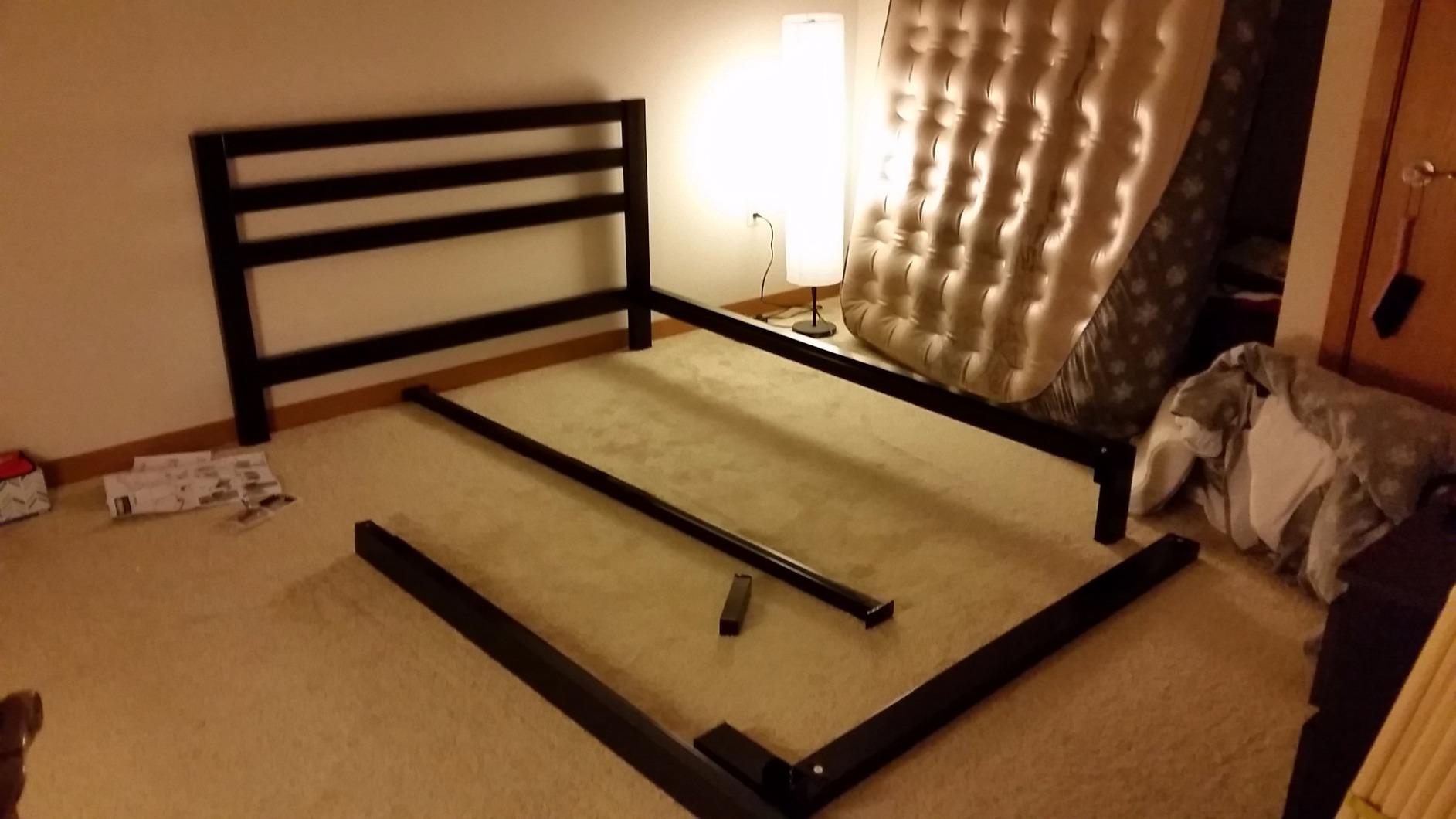 ZINUS Arnav Metal Platform Bed Frame with Headboard / Wood Slat Support / No Box Spring Needed / Easy Assembly, Queen customer photo 2